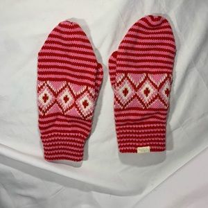 PINK & WHITE HOLLISTER MITTENS